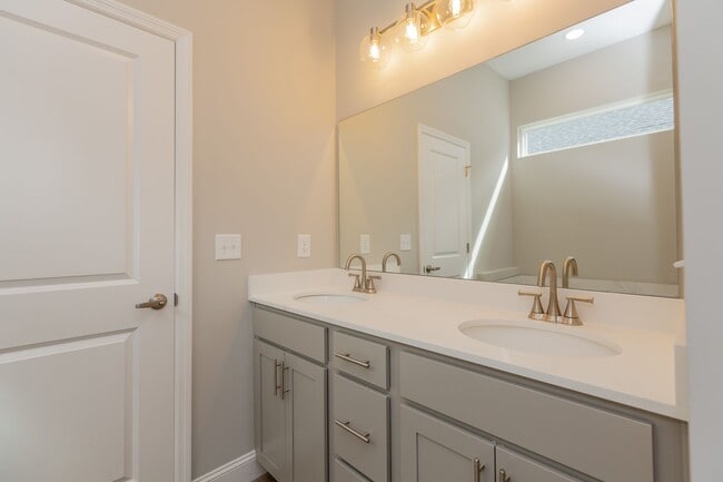 Building Photo - 4710 Stunner Ln