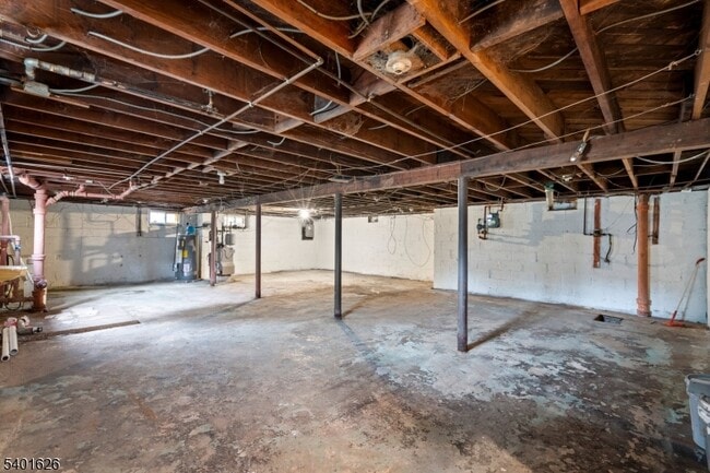 Building Photo - 929 Heaton Pl