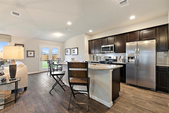 Building Photo - 500 Cassandra Dr