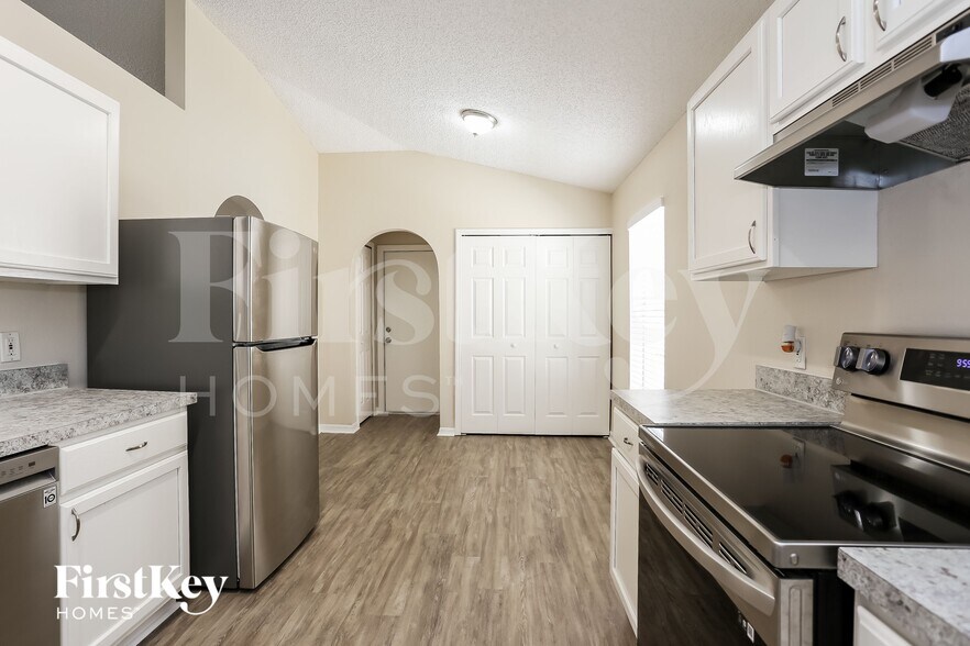 Building Photo - 2540 Sunrise Ridge Ln