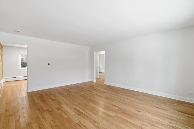 Building Photo - 1506 Glencoe Ave