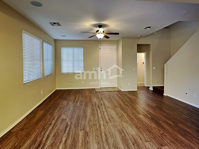 Building Photo - 3860 E Flower St