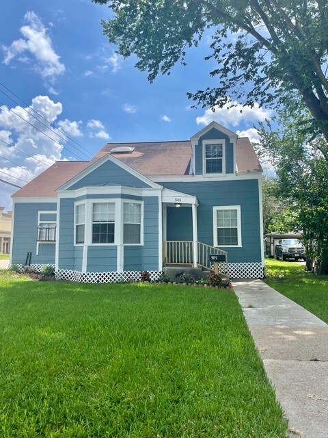 Primary Photo - 501 Johnson St