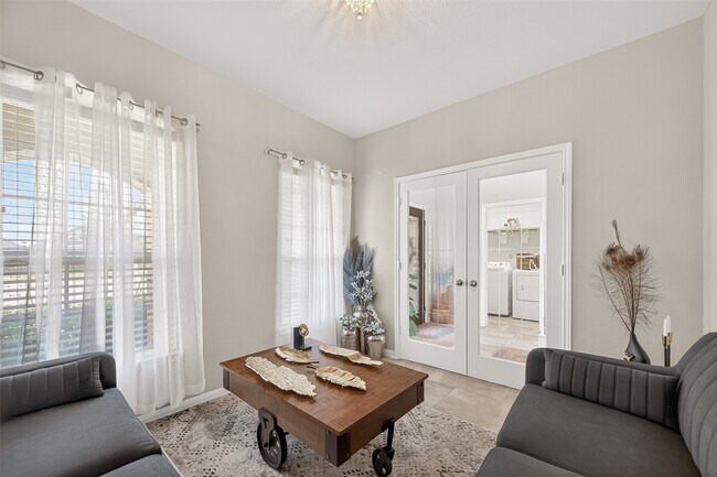 Building Photo - 3723 Lake Varano Cir