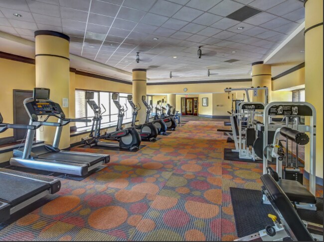 Building Photo - 4500 S Four Mile Run Dr