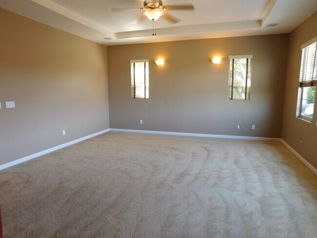 Building Photo - San Marcos 5Br Executive House Avail $6690 TEXT 858-774-1574