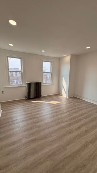 Building Photo - 6319 Mershon St