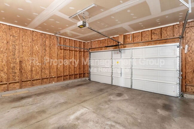 Building Photo - 8850 Juneberry Rd