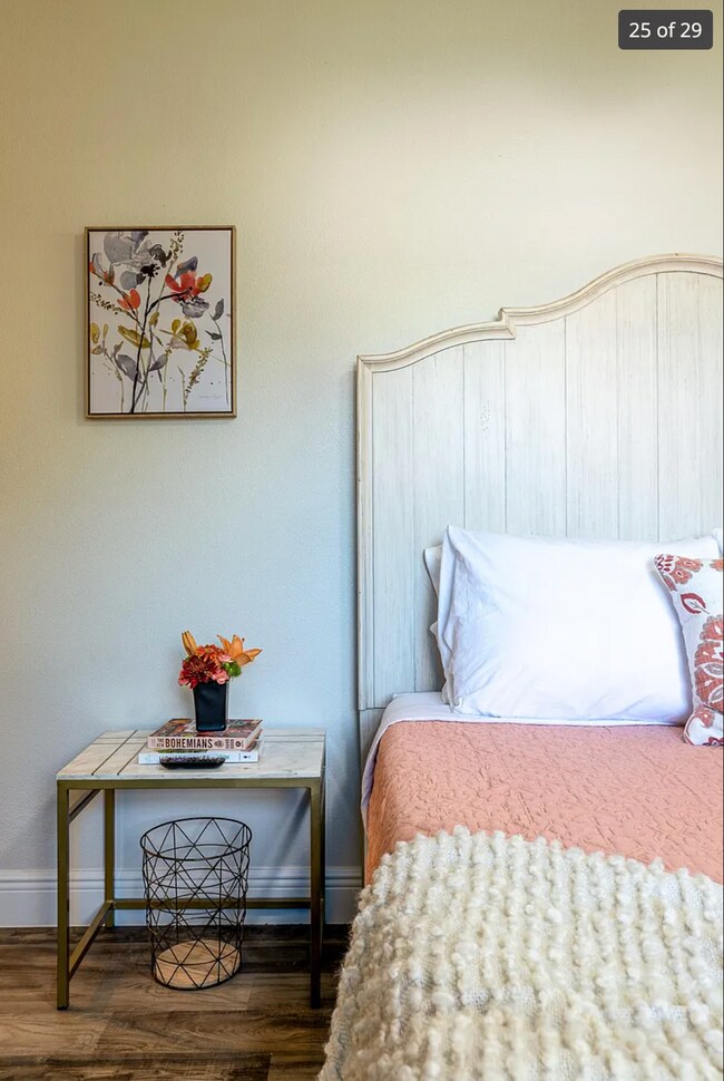 Building Photo - 4112 Dublin St