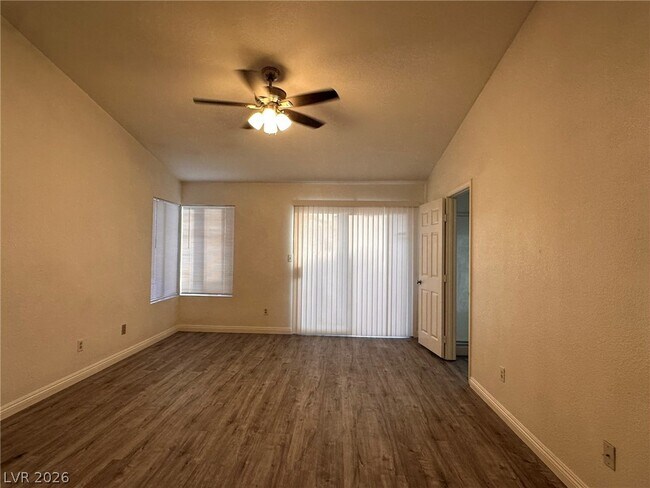 Building Photo - 6521 Bellwood Ct