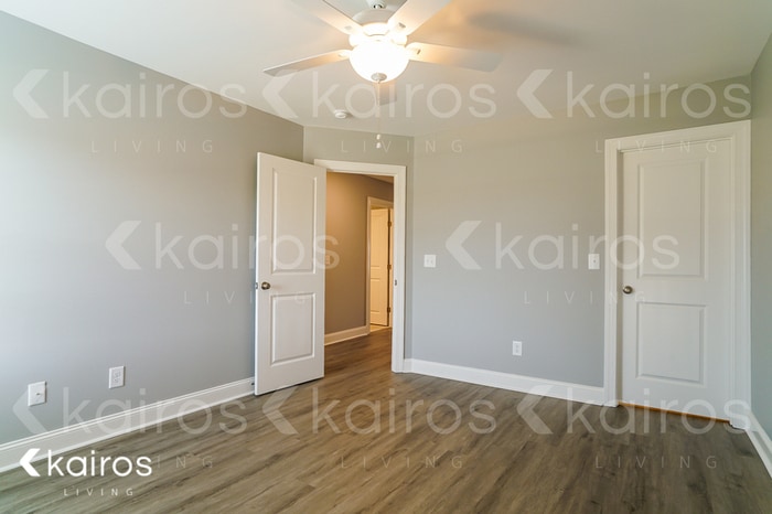 Building Photo - 3708 Oak Leaf Wy