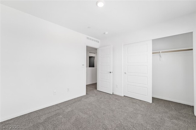 Building Photo - 1111 Saffron Toucan Ln