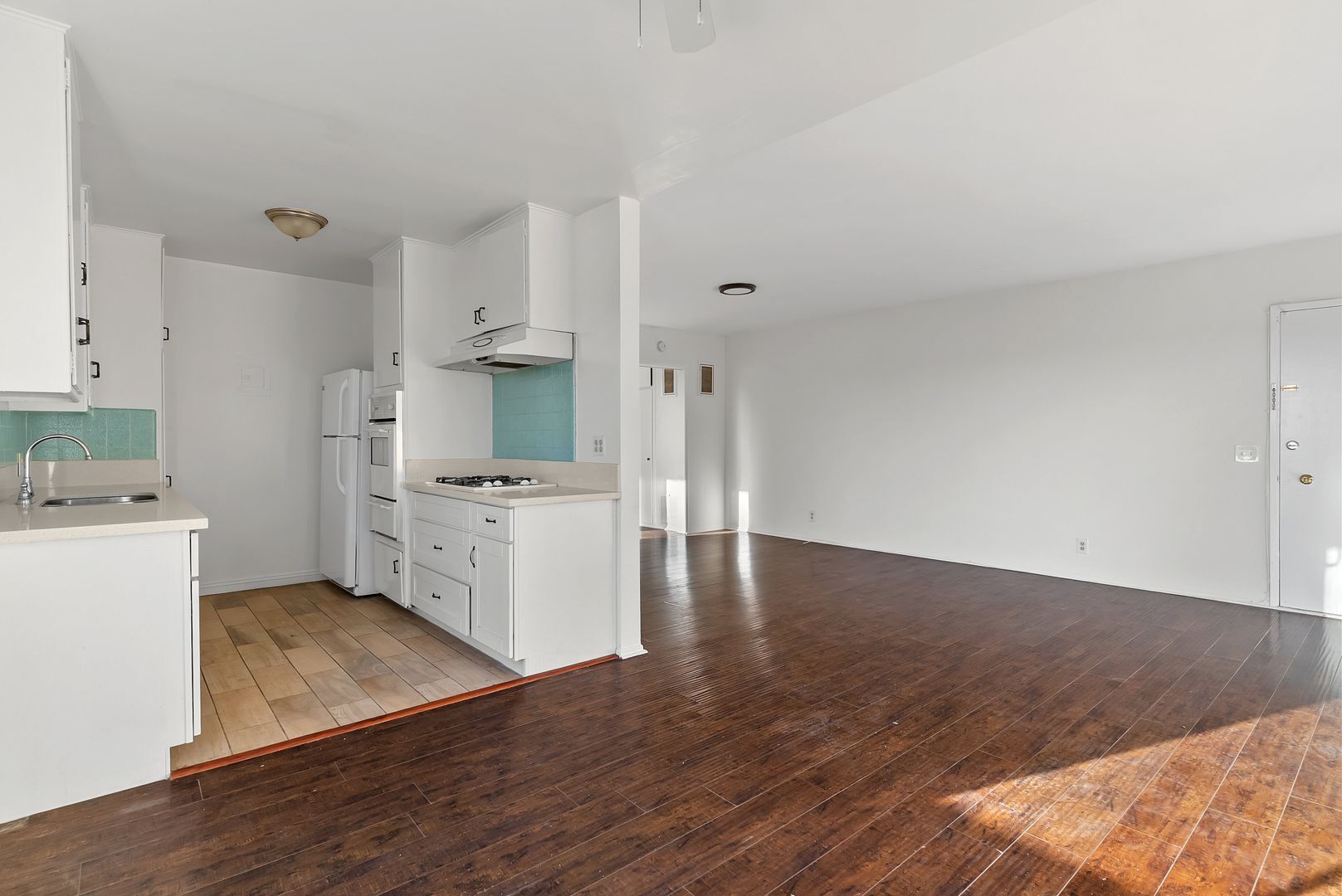 Building Photo - 809 Edgewood St