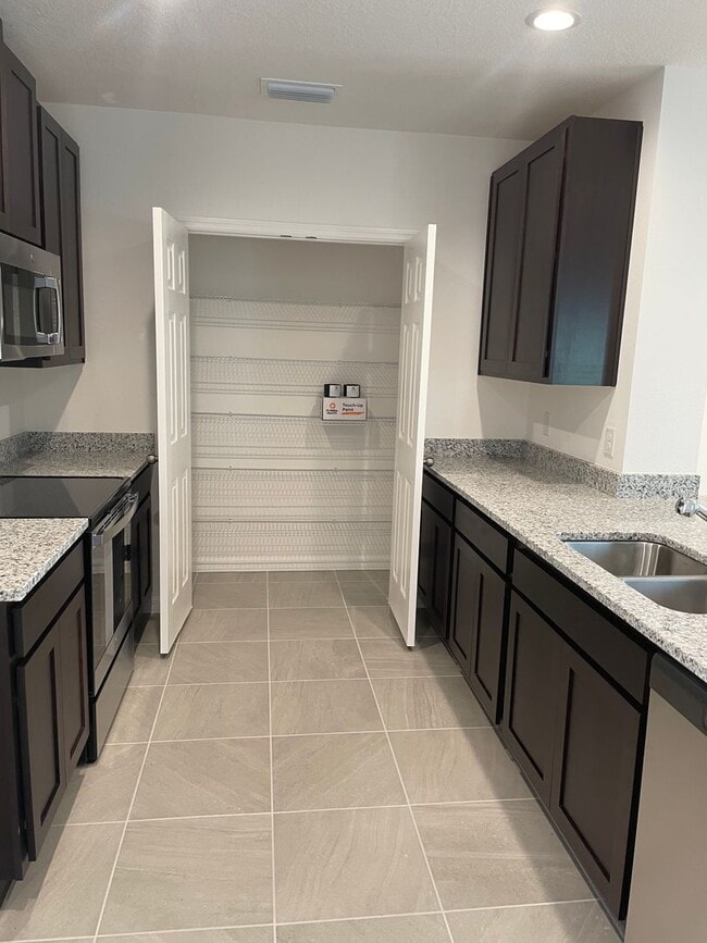 Building Photo - 1120 Myrtle Hammock Ln