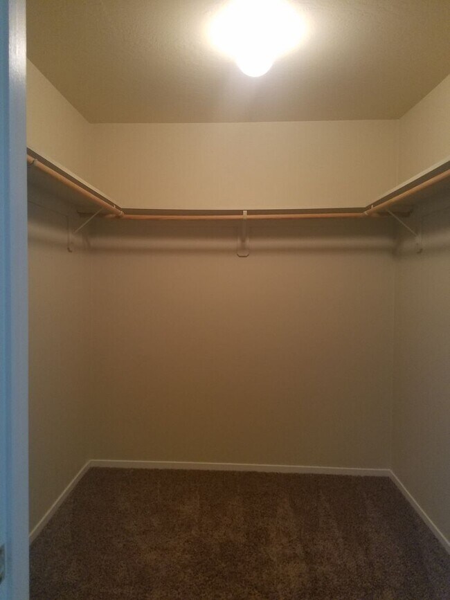 Building Photo - 6309 Lost Peak Ct