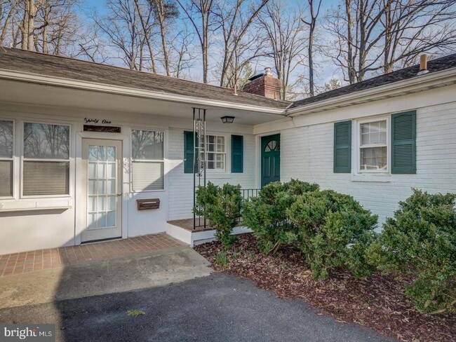 Building Photo - 31 Fort Williams Pkwy
