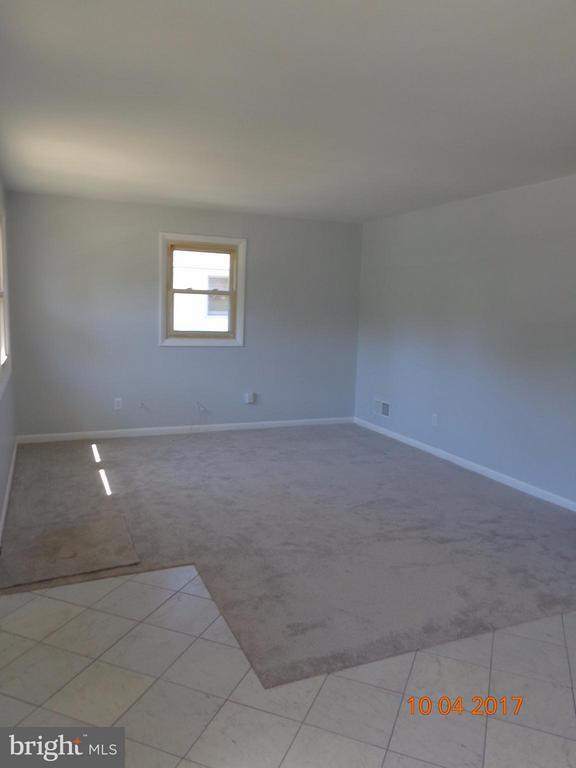 Building Photo - 3005 Normandy Ave