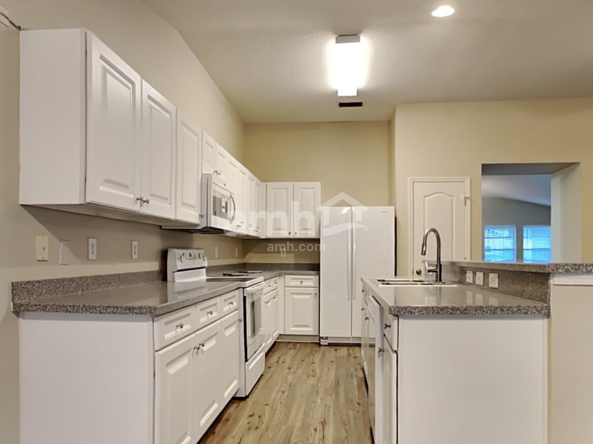 Building Photo - 1433 Heather Ct