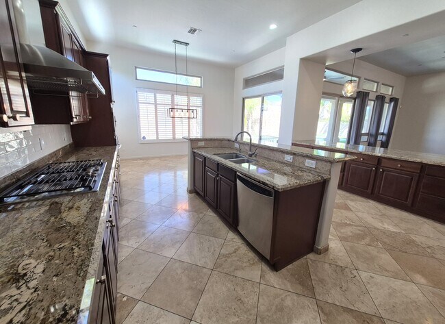Building Photo - 12825 N Mystic View Pl