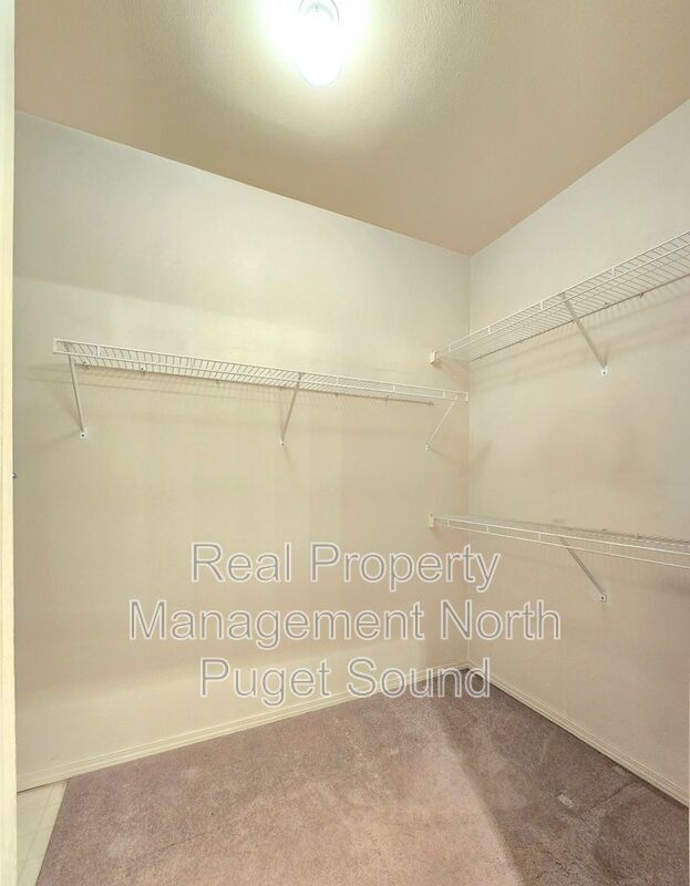 Building Photo - 18930 Bothell Everett Hwy