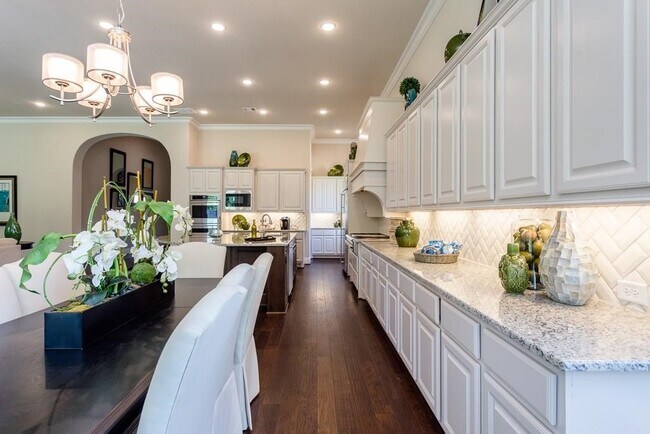 Building Photo - 2064 Bluestem Dr