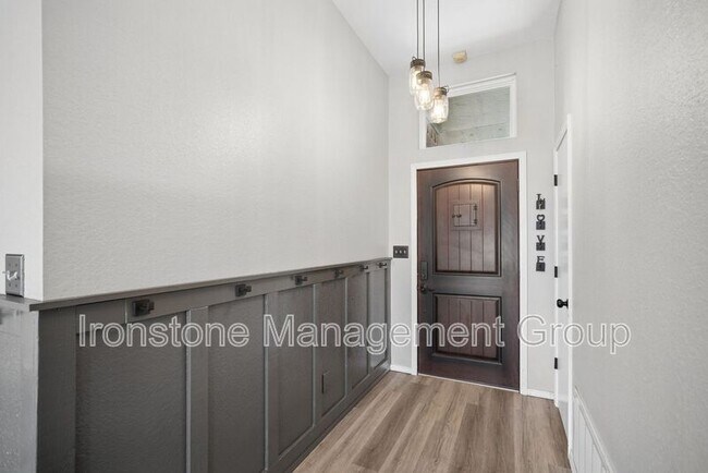 Building Photo - 11665 N 156th E Ave