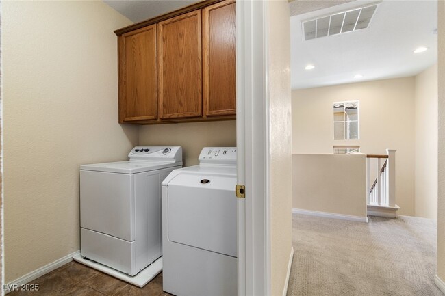 Building Photo - 11904 Luna Del Mar Ln