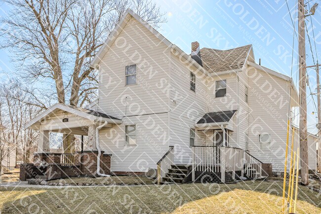 Building Photo - 115 E Willard St