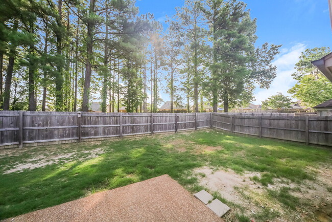 Building Photo - 5706 Bedford Loop W