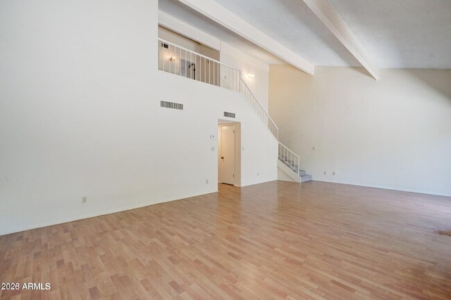 Building Photo - 616 E Manzanita Dr