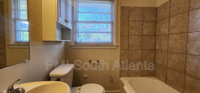 Building Photo - 5573 Cypress Dr