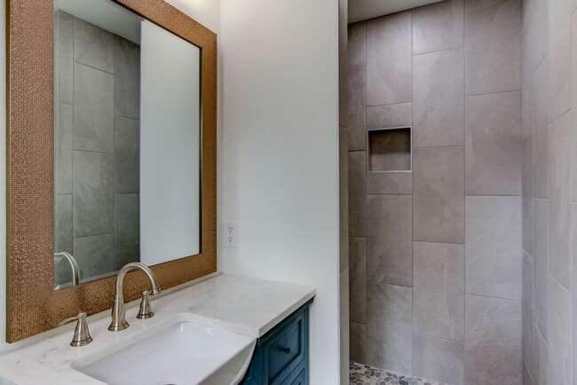 Building Photo - Beautifully Renovated Historic Home with a Large Backyard!