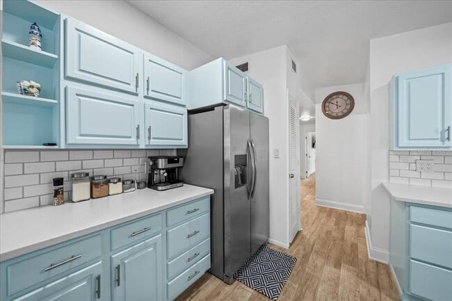 Building Photo - 215 Jefferson Ave