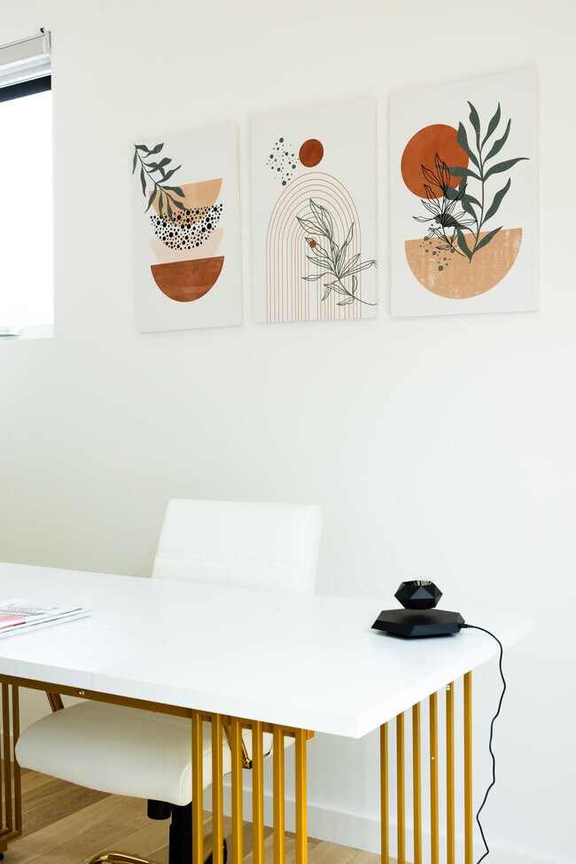 Building Photo - 507 S Park Dr