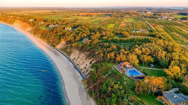 Building Photo - 2430 Dignans Rd