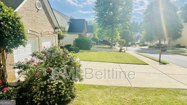 Building Photo - 4644 Creekside Cove