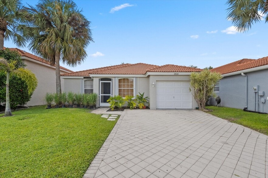 Building Photo - 3800 Miramontes Cir