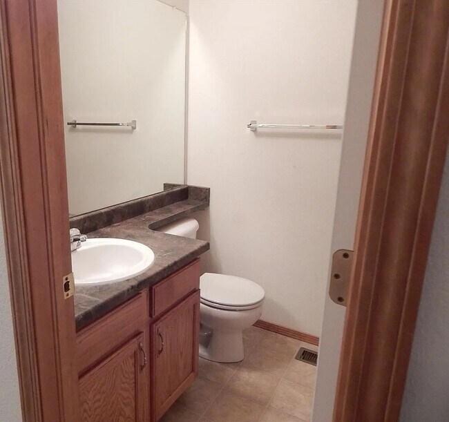 Building Photo - 3930 Pronghorn Meadows Cir