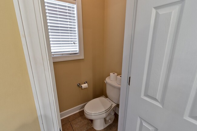 Building Photo - Home for Rent in Magnolia Estates