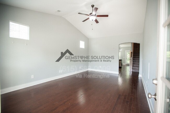 Building Photo - 1041 Honey Bush Cir