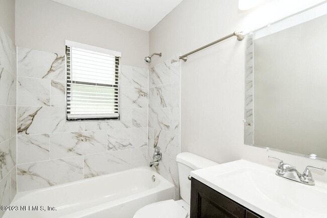 Building Photo - 5534 Enchanted Dr