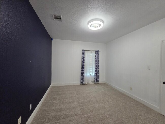 Building Photo - 2810 Auburn Glade Ct