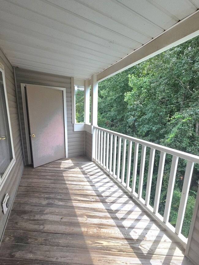 Building Photo - 1341-304 CRAB ORCHARD DR