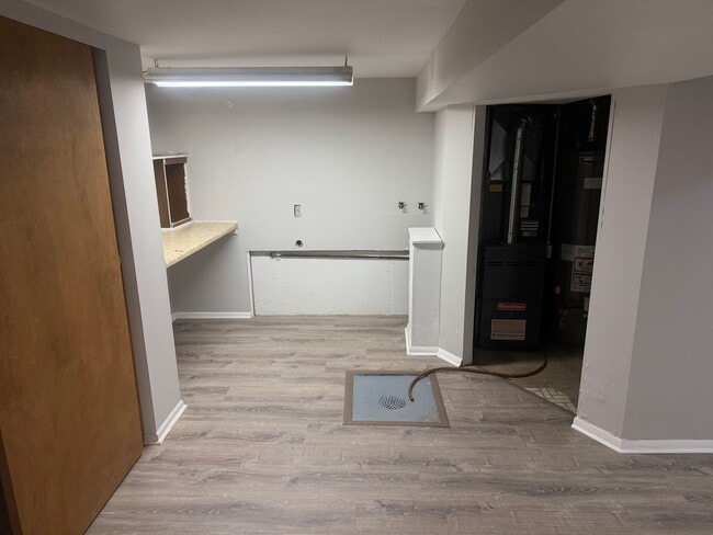 Building Photo - 3961 Jane Ave