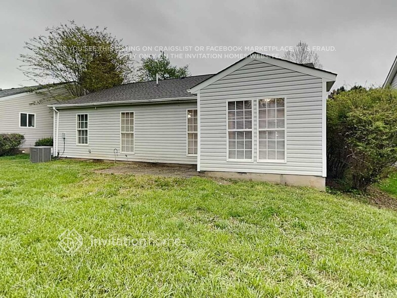 Building Photo - 1707 Oakdale Green Dr