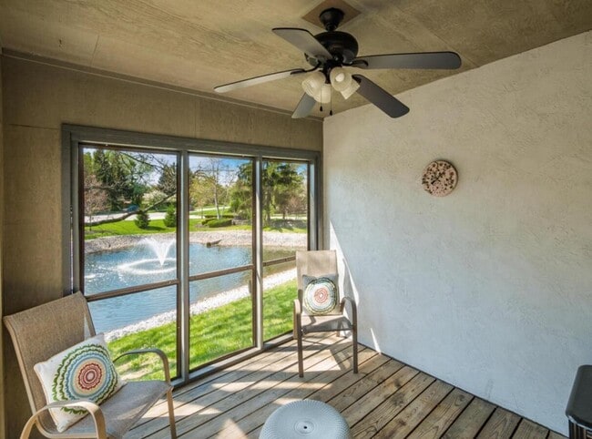 Building Photo - 6985 Muirfield Dr