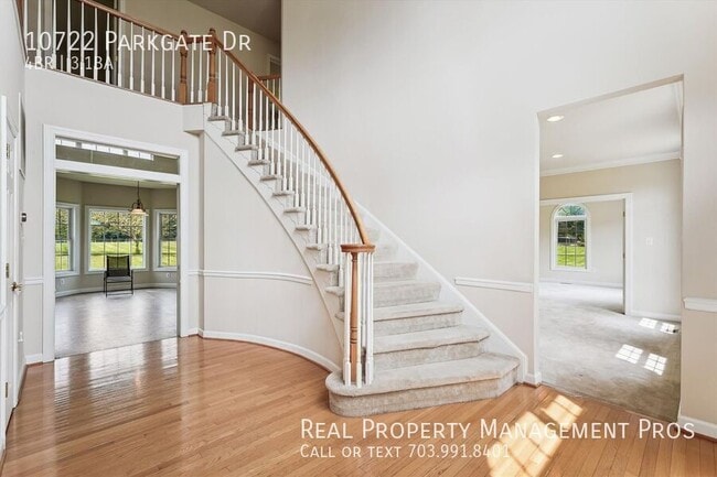 Building Photo - 10722 Parkgate Dr