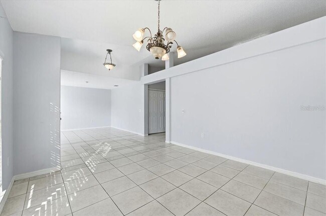 Building Photo - 1158 Perpignan Ct