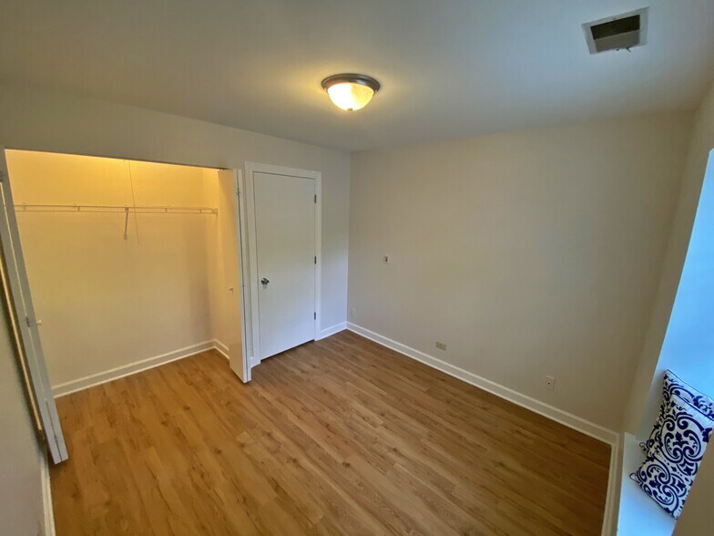 Building Photo - 1184 Auburn Ln