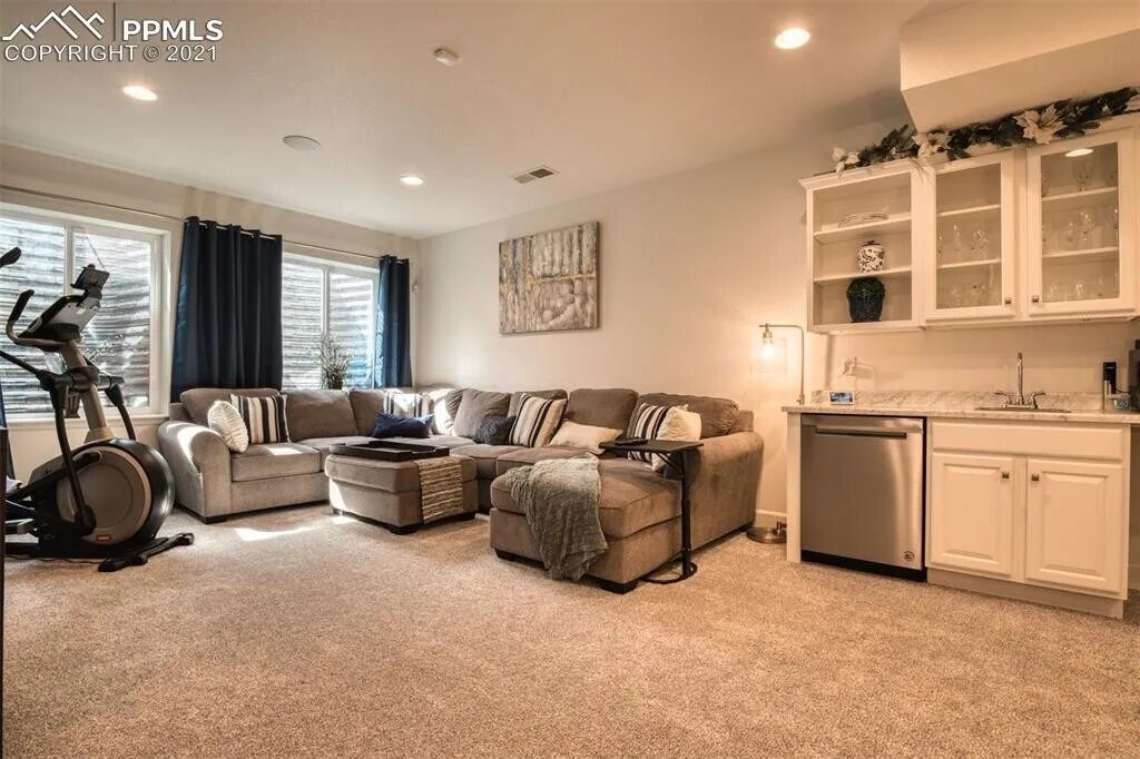 Building Photo - 6398 Moate Ln